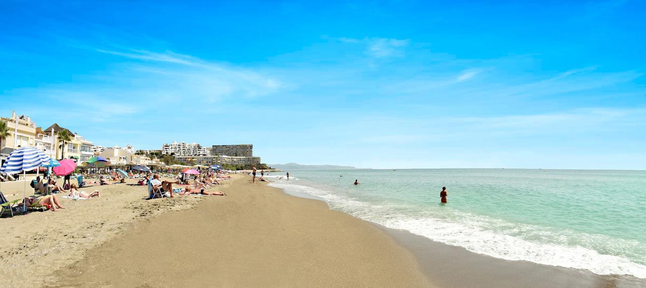 Apartamento Playa 76 ตอร์เรโมลิโนส ภายนอก รูปภาพ