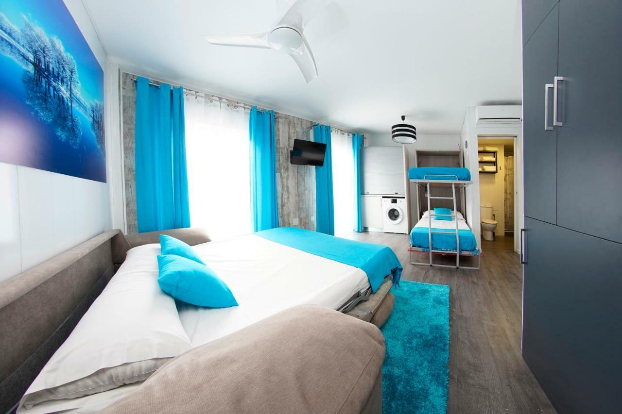 Apartamento Playa 76 ตอร์เรโมลิโนส ภายนอก รูปภาพ