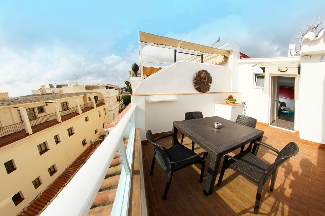 Apartamento Playa 76 ตอร์เรโมลิโนส ภายนอก รูปภาพ