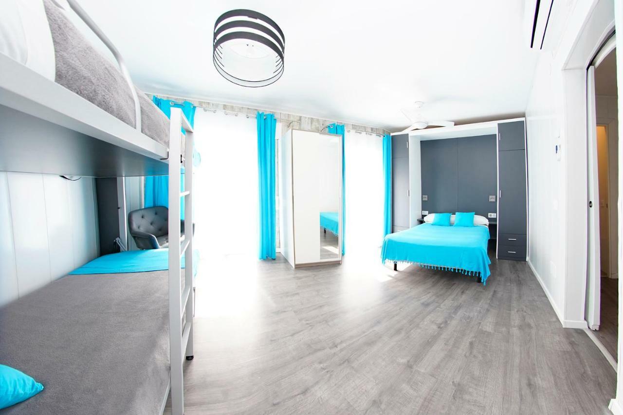 Apartamento Playa 76 ตอร์เรโมลิโนส ภายนอก รูปภาพ