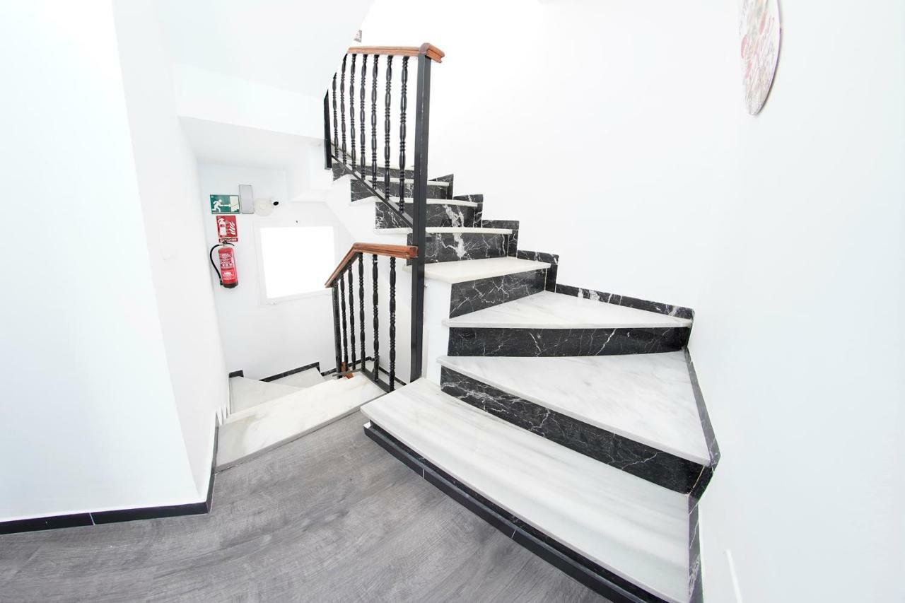 Apartamento Playa 76 ตอร์เรโมลิโนส ภายนอก รูปภาพ