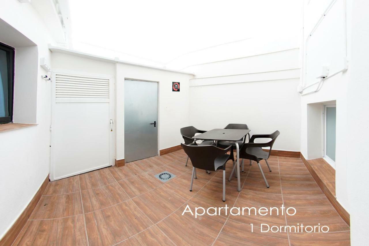 Apartamento Playa 76 ตอร์เรโมลิโนส ภายนอก รูปภาพ