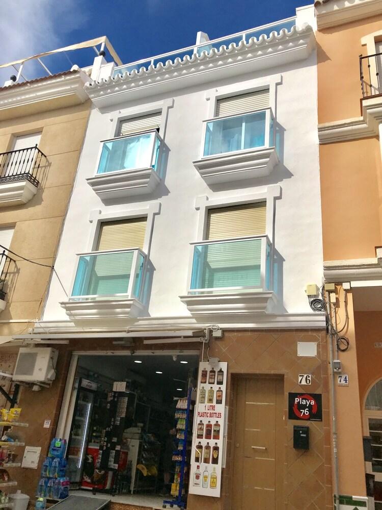 Apartamento Playa 76 ตอร์เรโมลิโนส ภายนอก รูปภาพ